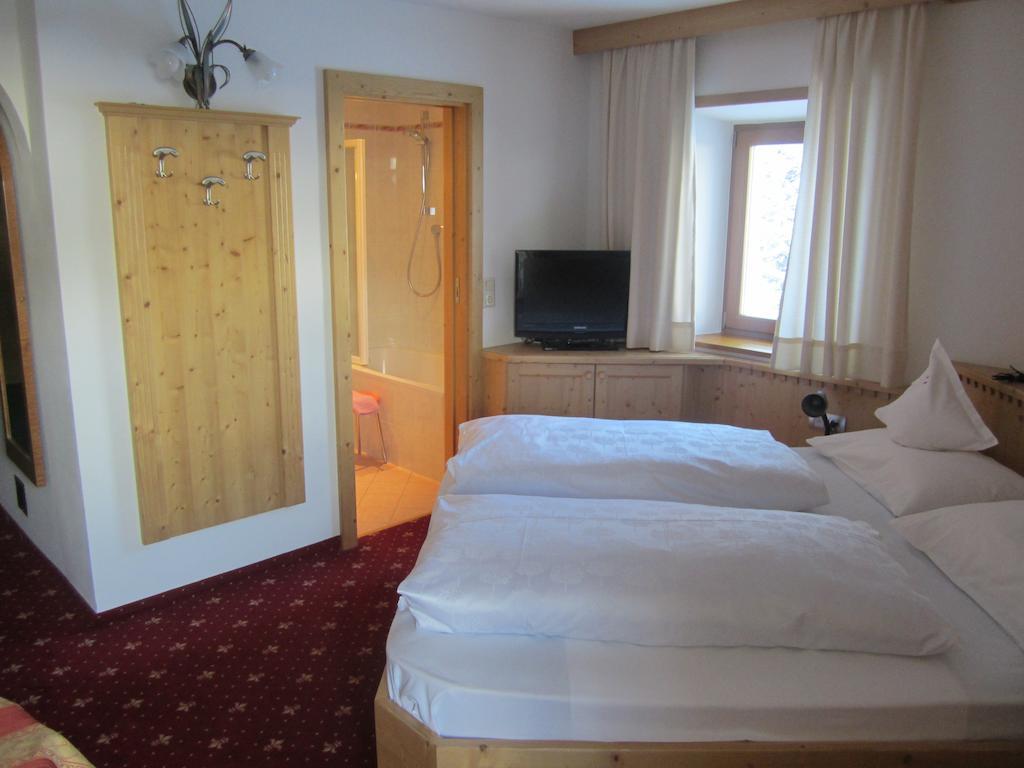 Hotel Ronce Ortisei Quarto foto